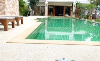 Amy's Chiangmai Villa with Swimming Pool