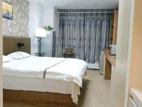 南京荣森酒店公寓 - 商务豪华大床房