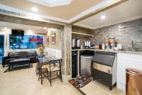 Nite Inn at Universal City - Walking Distance to Universal Studios Hollywood Hotels in Studio City