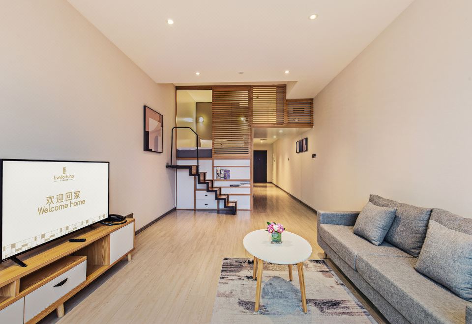 라이브포추나 호텔 로비 이미지