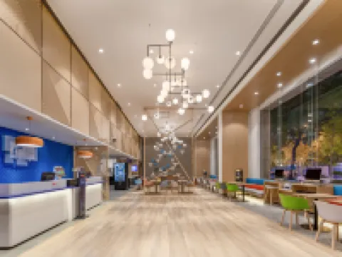 ฮอลิเดย์ อินน์ เอ็กซ์เพรส หนิงโป ซิตี้ เซ็นเตอร์ บาย IHG โรงแรมในหนิงป่อ