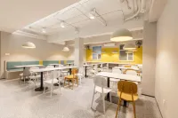 Shijia Boutique Hotel (Beijing Sanlitun Tuanjiehu Subway Station)