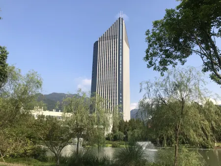 Sotel Inn (Wenzhou University Town) Отели рядом с достопримечательностью «Towering Big Ancient Tree»