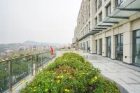 Mingwu Jiuzun Hotel - Bergblick