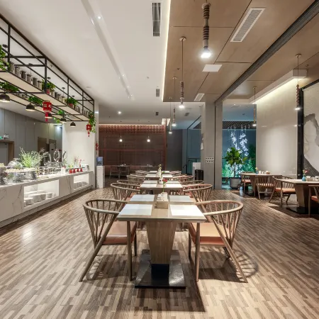 Nanyang Okey Elegant Style Hotel (Wanda Jianye Triumph Square Dushan Avenue Branch)