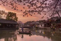 Regalia Riverside Boutique Hotel