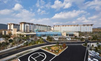 Landing Jeju Shinhwa World Hotels & Resorts