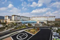 Landing Jeju Shinhwa World Hotels & Resorts Các khách sạn gần Yongmeori Coast