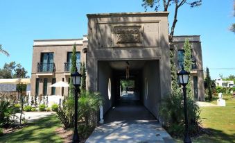 Sandora Boutique Hotel