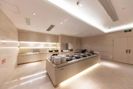 JI Hotel (Shanghai Jiangqiao National Exhibition Center Jiayi Road Subway Station) Отели рядом с достопримечательностью «Guyi Garden»
