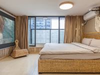 广州藏品加公寓 - 舒适大床房