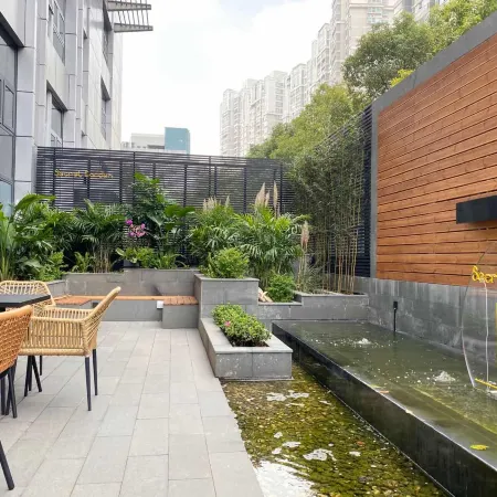 Shanghai Xujiahui Stadium Treasure Hotel Отели рядом с достопримечательностью «Станция метро Xujiahui»