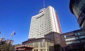 Oriscene Garden Hotel (Bayi square Tengwang Pavilion )