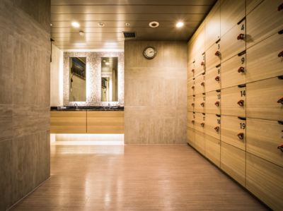 フィットネス&レクリエーション施設 天然温泉 四季彩の湯 スーパーホテルPremier大阪本町駅前の写真