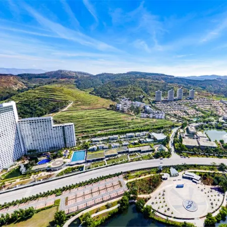 Junlin Holiday Hotel