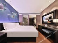 桔子水晶上海五角场酒店 - 荷塘月色大床房