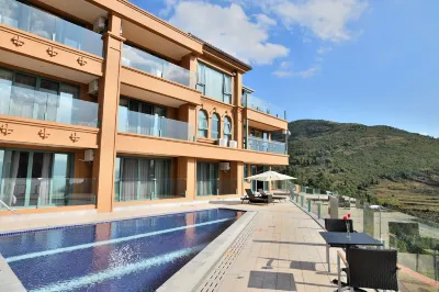 Fuxianhu Rongxi Yuehu Sea-view Holiday Hotel