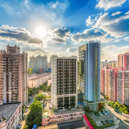 Citadines Xujiahui Shanghai Отели рядом с достопримечательностью «Шанхайский стадион»