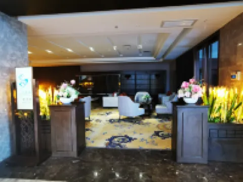 Runyuan Hotel Hotels in Luochuan County