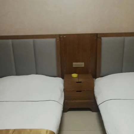 Pianguan Haotai Business Hotel