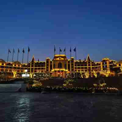 Zhongzhou Huading Hote (Sanmenxia Gaoyangshan) Hotel Exterior