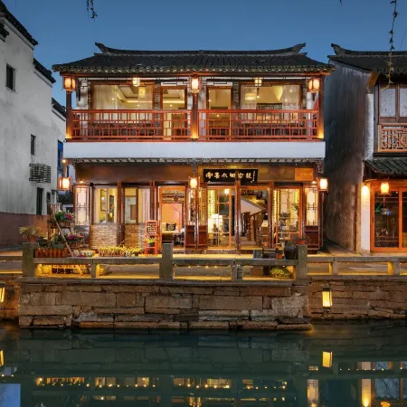 Qianshe Mengli Shuixiang Linhe Inn