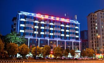 Mingfanju Hotel (Kunming Linyuqiao Metro Station)
