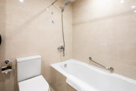 Celebrity City Hotel Nanjing