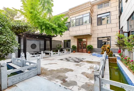 Home stay in qingqingzijin of civil rights Отели рядом со станцией Minquan North Railway Station