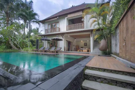 KajaNe Mua at Ubud Bali Отели рядом с достопримечательностью «Ubud Kajeng Rice Fields Walk»