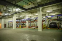 Heng Geely Hotel - parking