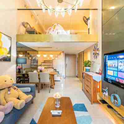 Huamo Apartment (Guangzhou South Railway Station Hanxi Changlong Metro Station) Rooms