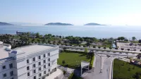 Cevahir Hotel Istanbul Asia Отели рядом с достопримечательностью «Istanbul Sehir University»