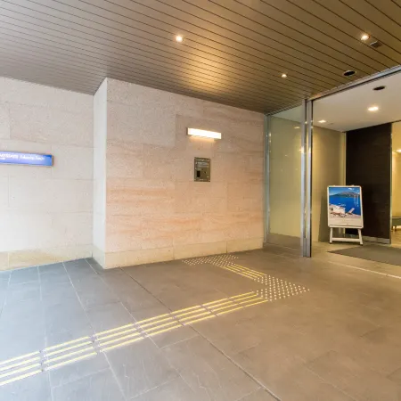 HOTEL MYSTAYS Fukuoka Tenjin Отели рядом с достопримечательностью «Железнодорожная станция Акасака»