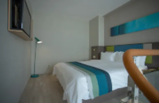 Ease Hotel (Baotou Railway Station Store) Hotels near Baotou Railway Station