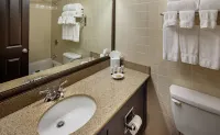Red Lion Hotel Bellevue Отели в г. Белвью