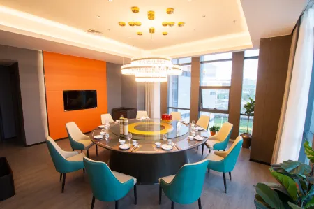 Hantang Hotel (Urumqi High speed Railway Station Branch) Отели рядом с достопримечательностью «S21 Desert Highway»