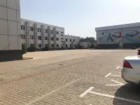 Qingxian Oil Hotel - Bãi đậu xe
