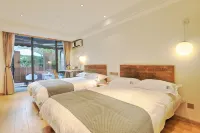 Mrs＇ X Coffee Hotel