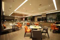 Impiana Hotel Senai - breakfast