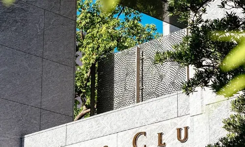Silks Club