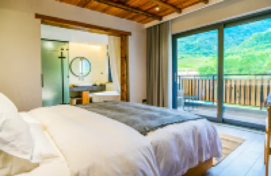 Fengyin Sanqiu Hostel