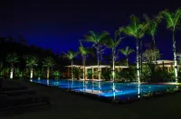 Hot Spring Valley Hotel - Pools