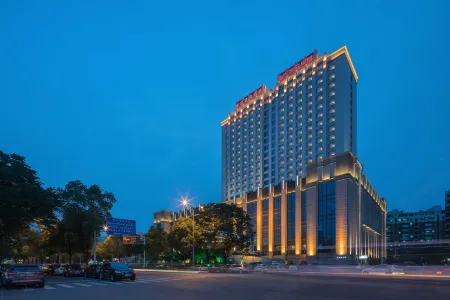 Happiness Hotel Отели рядом с достопримечательностью «China Dinosaur Land»