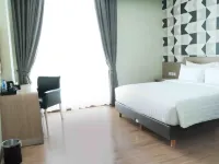 WH佩斯農甘盧米諾酒店 鄰近默迪卡宮的酒店