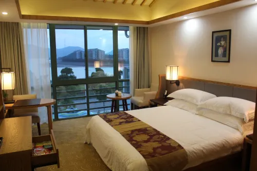 Lushan Ruina Seaview Hotel
