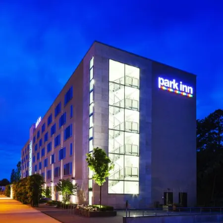 Park Inn by Radisson Frankfurt Airport Отели рядом с Аэропорт Франкфурт-на-Майне