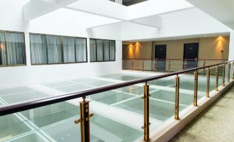 Yunshang Manju Hotel (Ningbo Yushe Airport Branch)