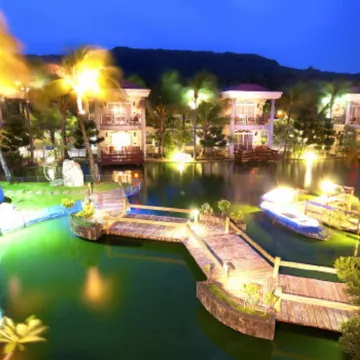 The Swanlake Villa Resort Hotel