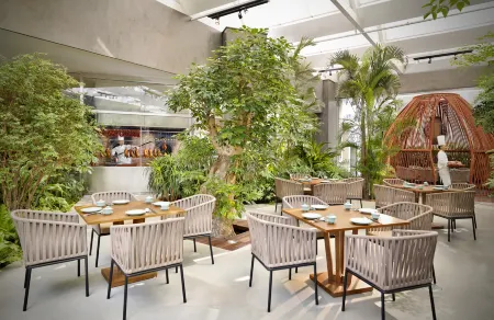 Hyatt Regency Tianjin East